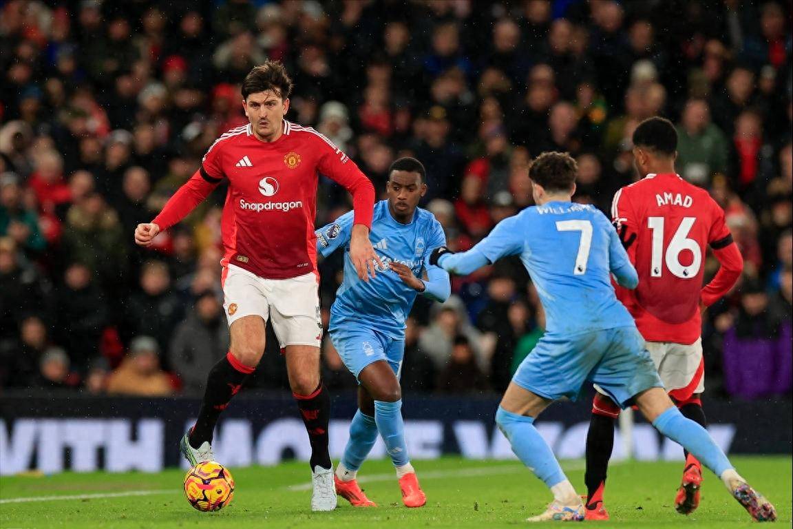 曼联客场不敌强敌,吞下两连败 曼联客场不敌强敌,吞下两连败