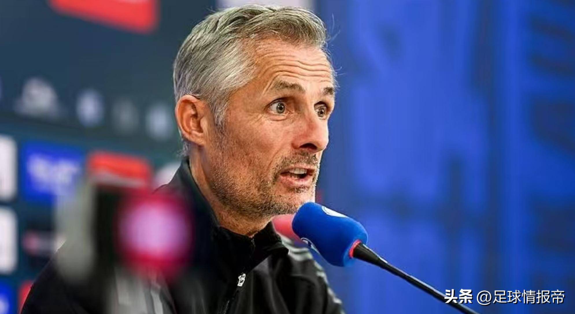 沙尔克客场挫败对手实现翻盘