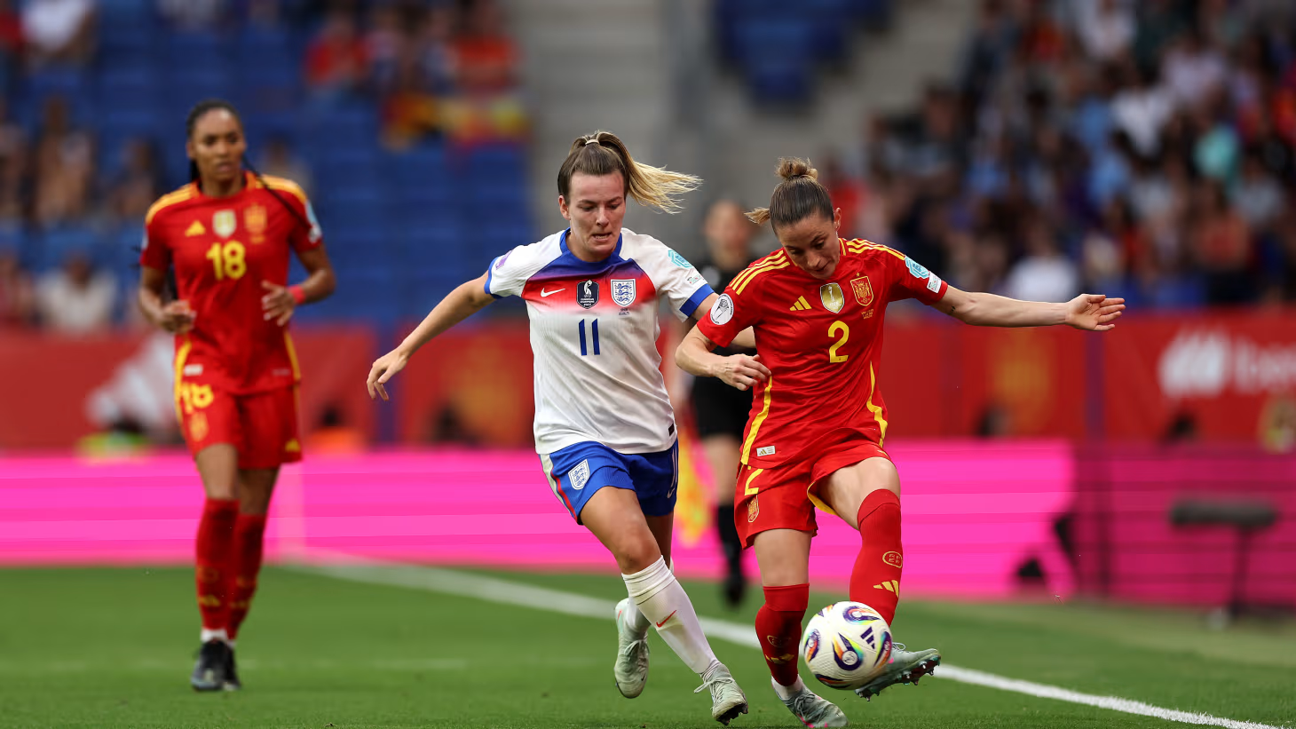 欧洲女足联赛:法国胜英格兰 欧洲女足联赛:法国胜英格兰