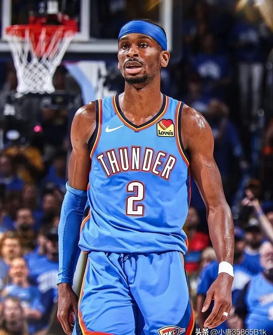 斯特温尼奇队在比赛中表现出色，获得关键胜利