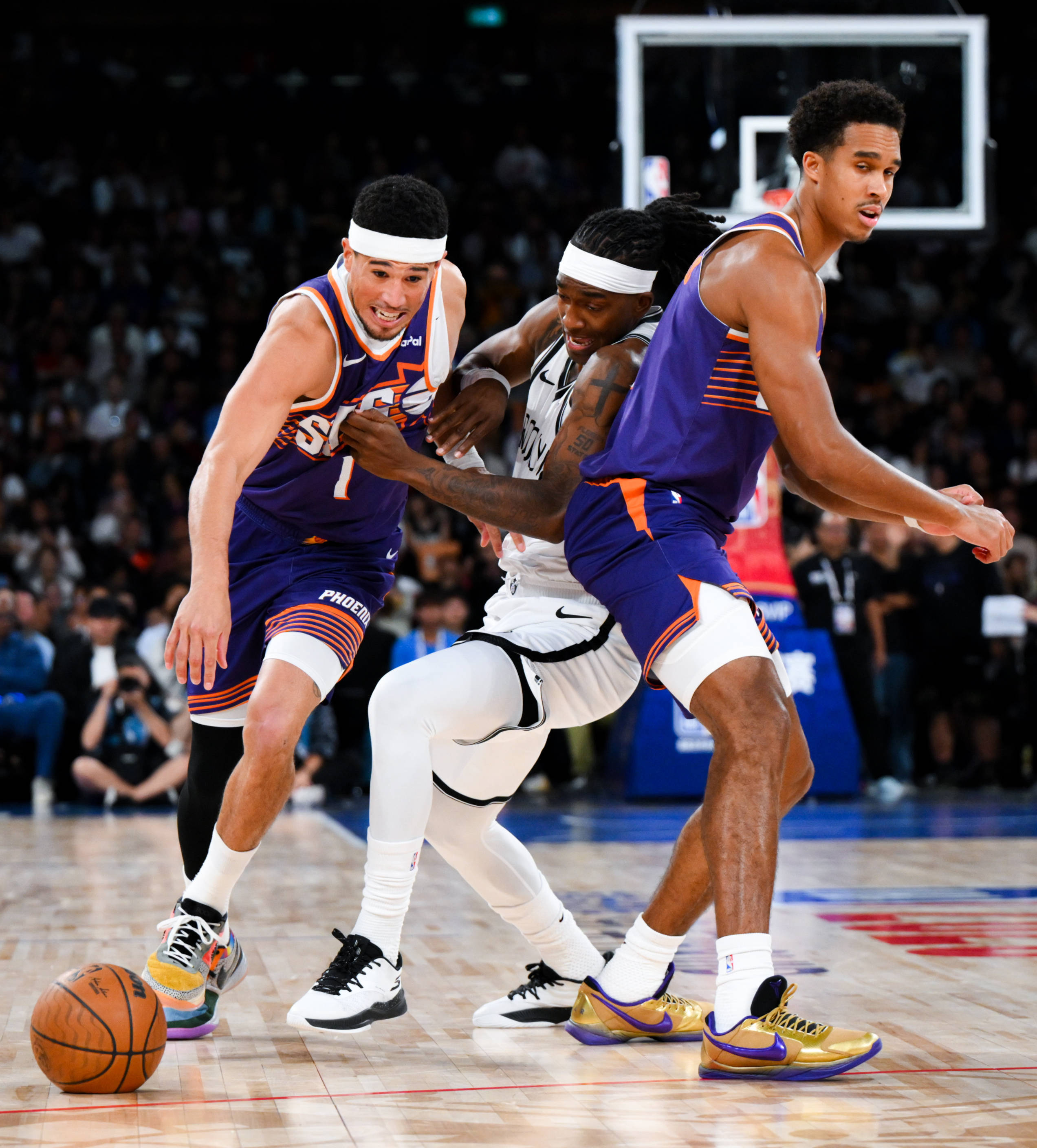 关于篮网胜黄蜂，NBA比赛最新消息传递的信息