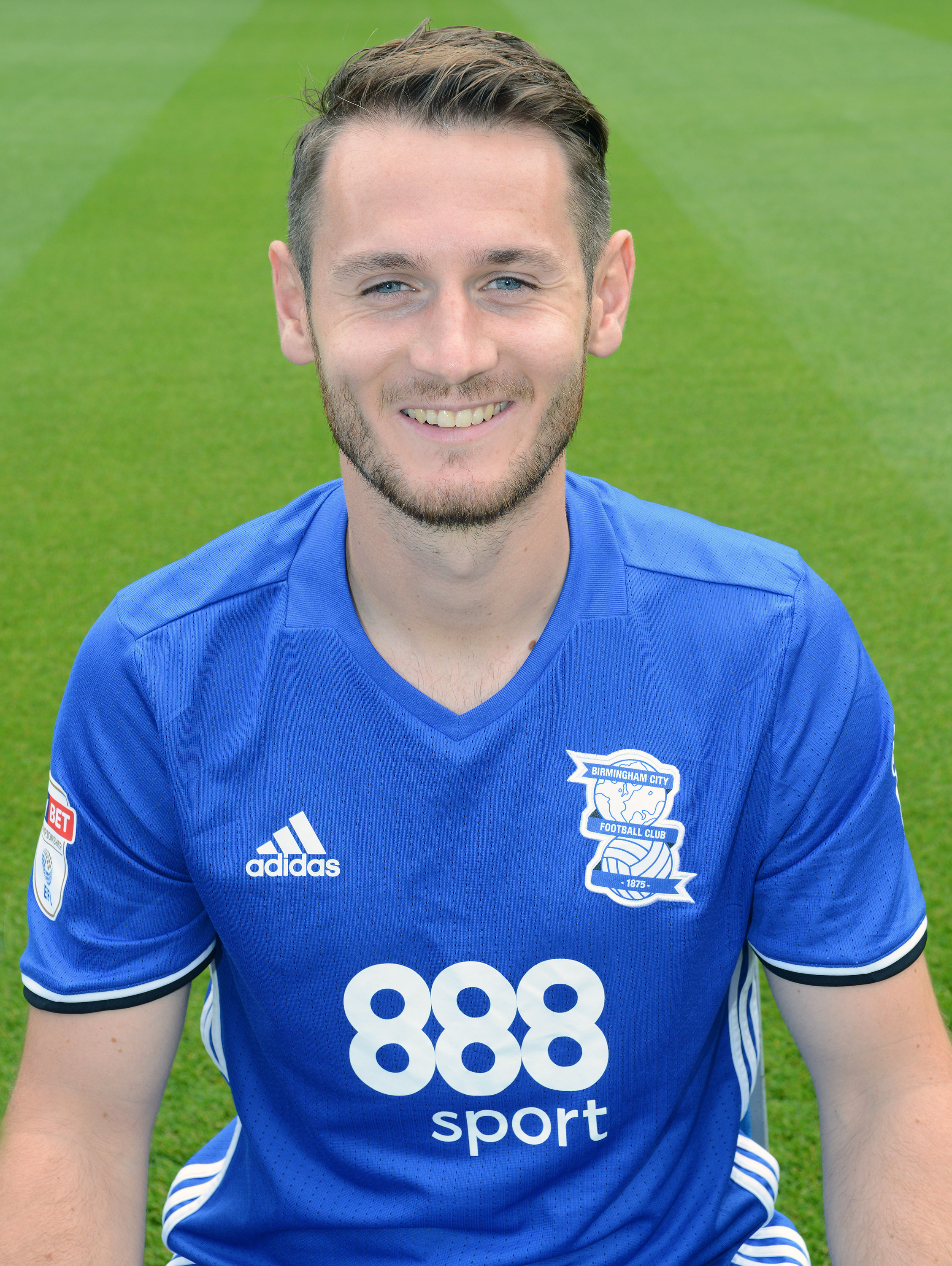 斯温登陷入连败,需要及时调整战术!的简单介绍 斯温登陷入连败,需要及时调整战术!的简单介绍