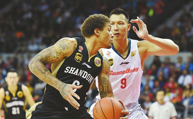 新赛季开启，球队踌躇满志期待破茧成蝶的简单介绍