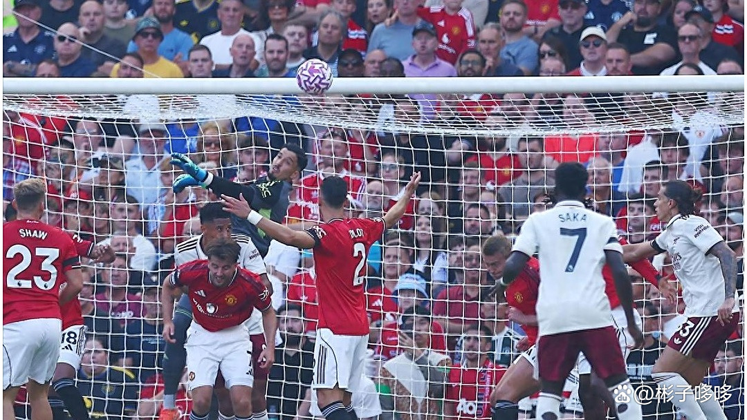 阿森纳客场逼平曼联，展现不俗实力的简单介绍